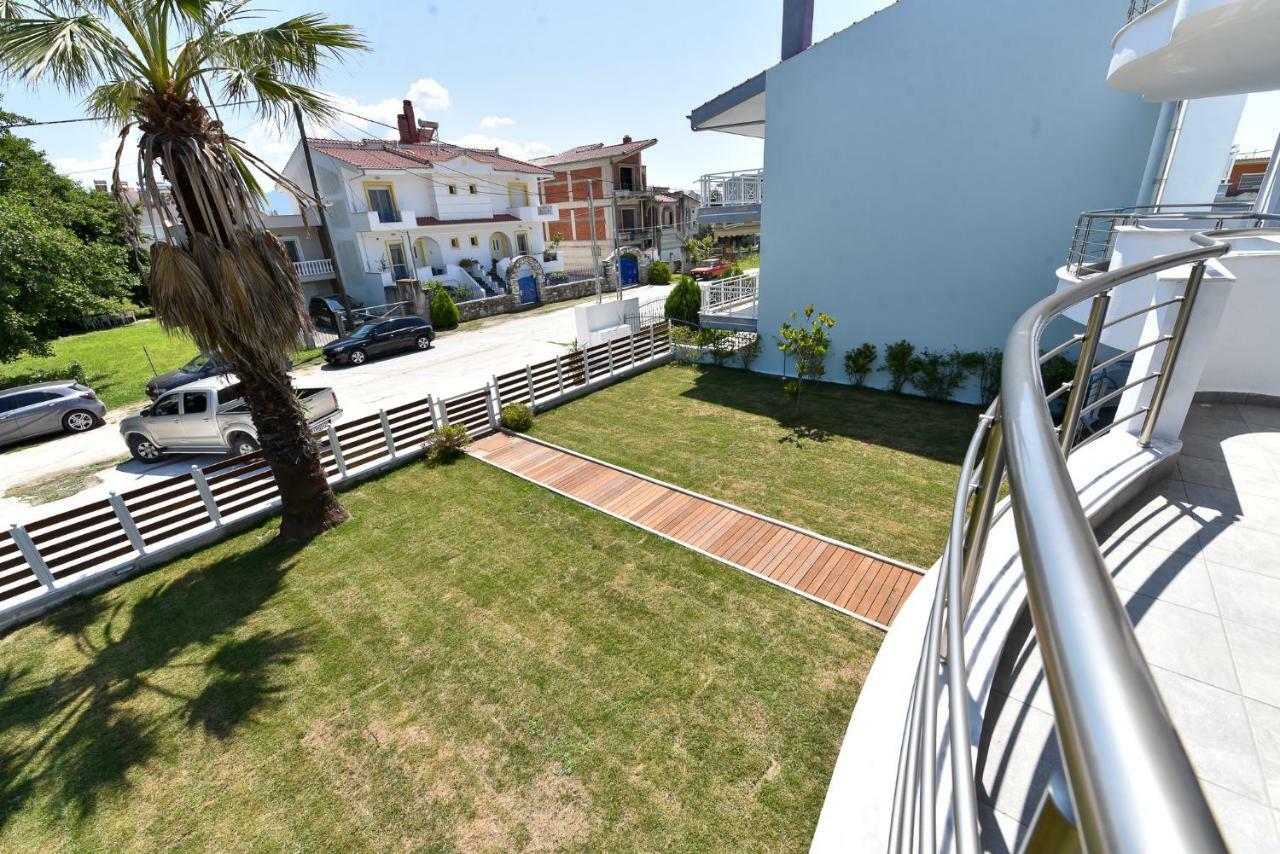 Lamda Deluxe Apartments كيراموتي المظهر الخارجي الصورة
